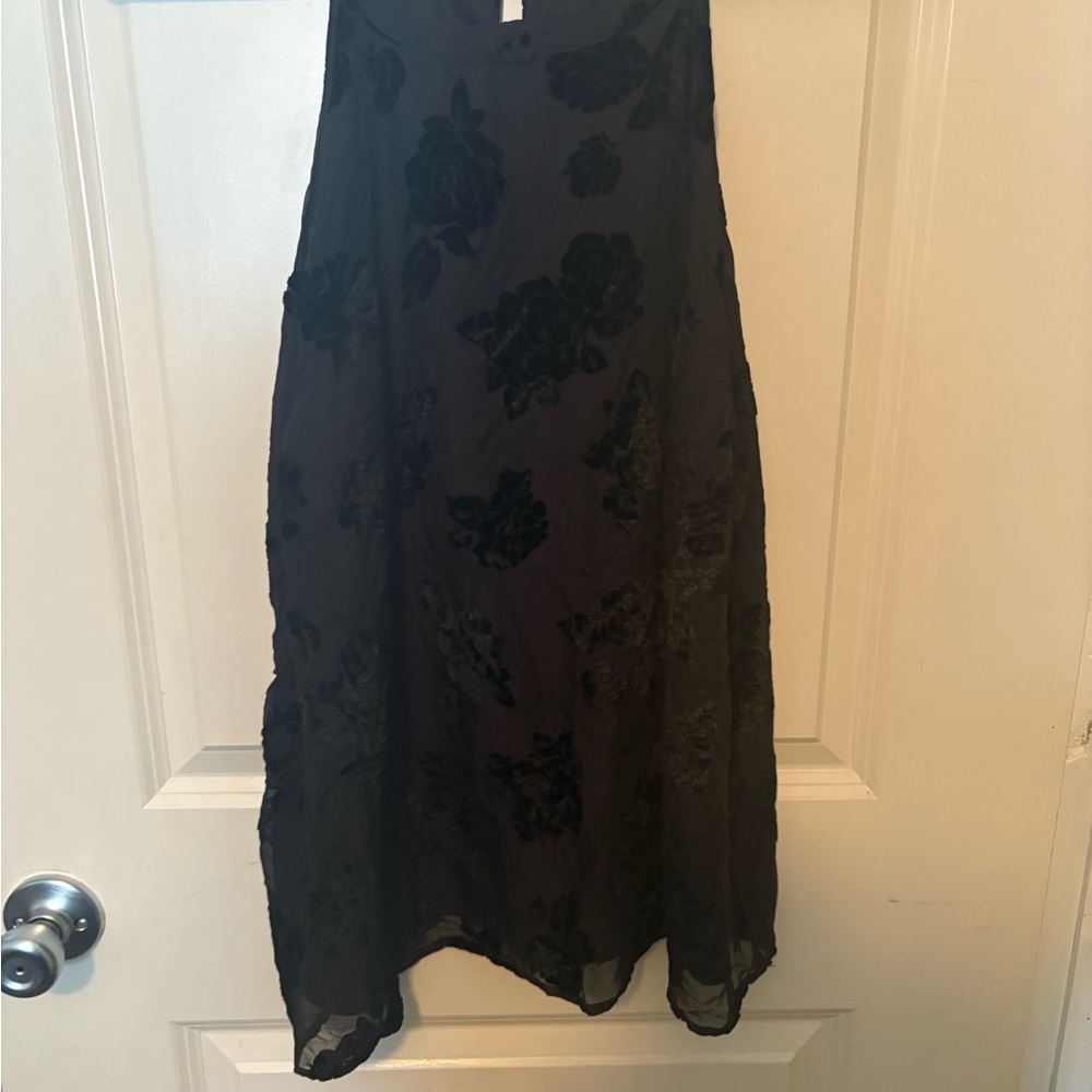 Torrid Black size 1 sleeveless blouse